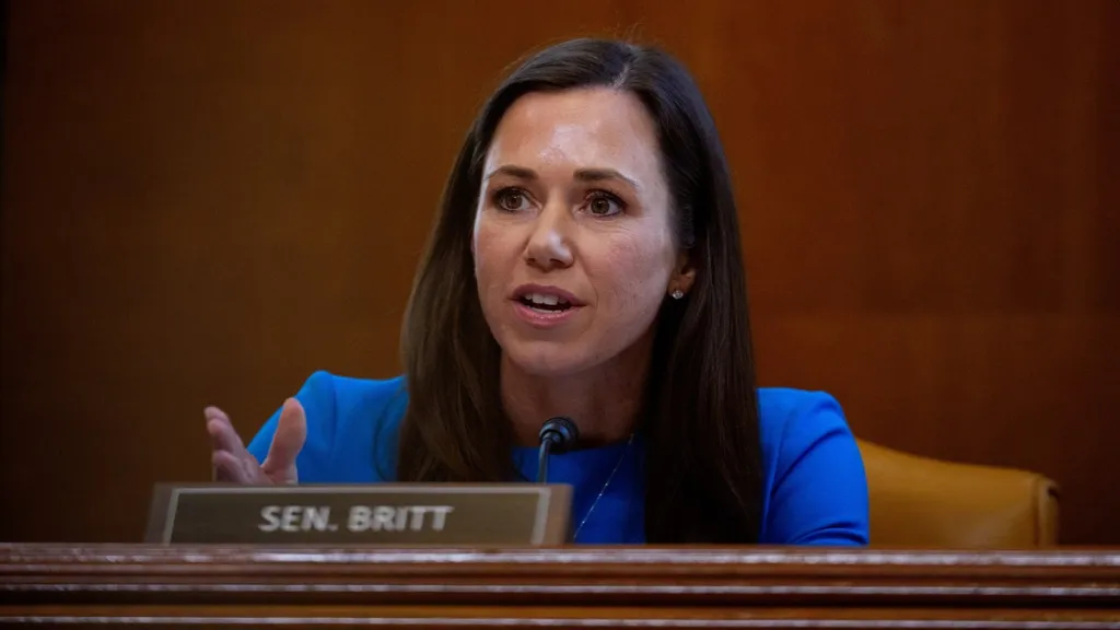 Katie Britt Net Worth 2025 – Detailed Insight Into Her Wealth, Career & Income katie britt net worth